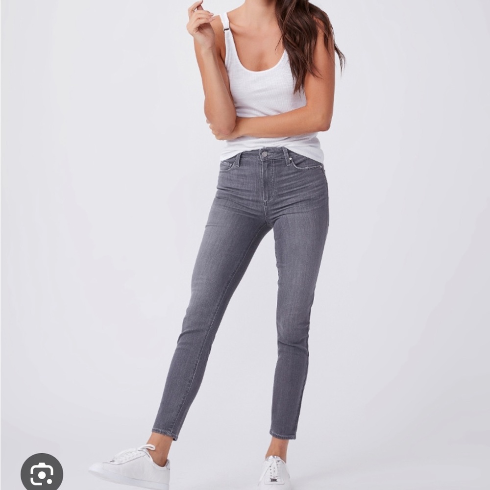Paige Denim Hoxton ankle jeans in Stone dust. Size 26.